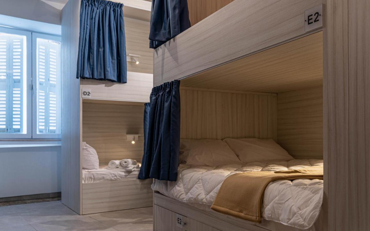 The Rose Hostel Saint Julian's Bagian luar foto