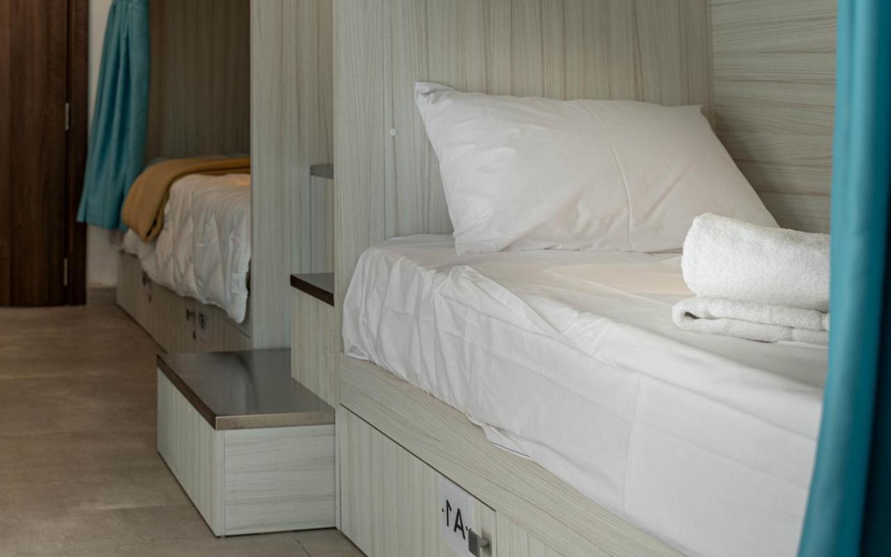 The Rose Hostel Saint Julian's Bagian luar foto