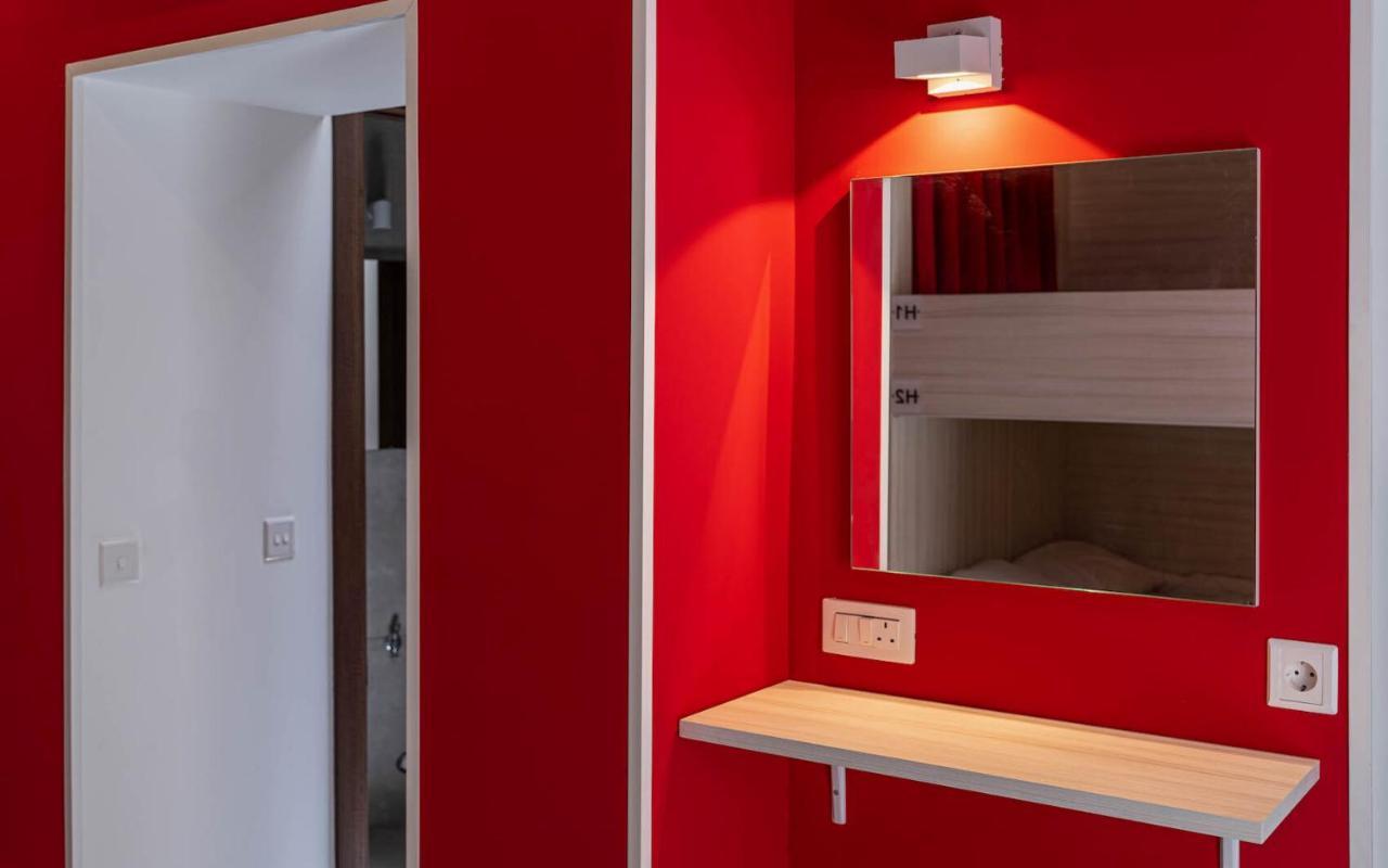 The Rose Hostel Saint Julian's Bagian luar foto